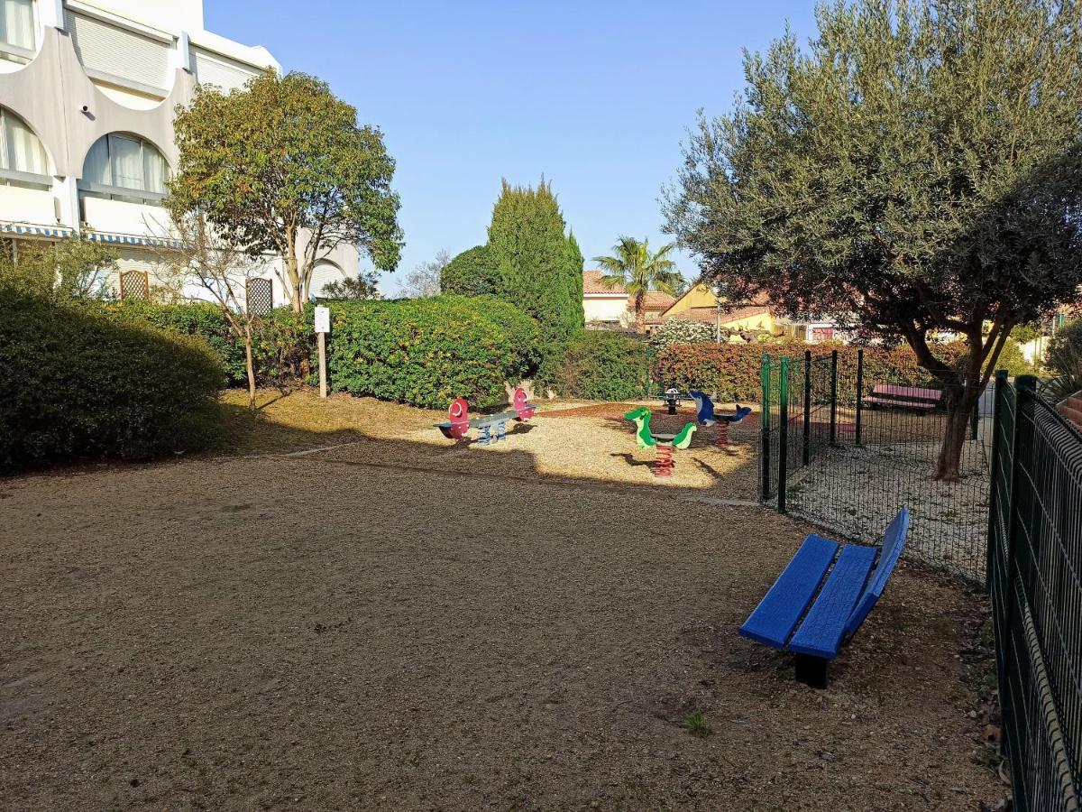 Studio Avec Piscine - Proche Mer - 27M2 Le Grau-du-Roi Exterior foto